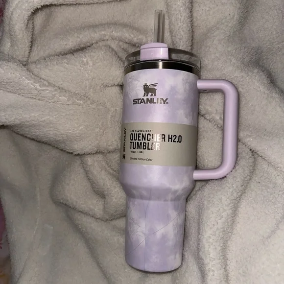 Stanley Wisteria Purple Tie Dye Tumbler 40oz Quencher New Limited Edition Target - Picture 3 of 7